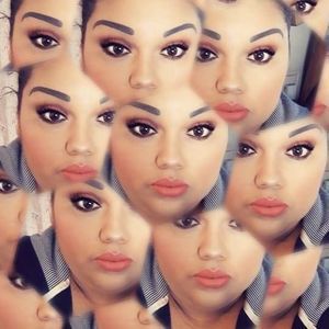 Meet your Posher, Consuelo